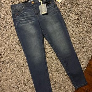 NWT Democracy Ab solutions jeans size 14